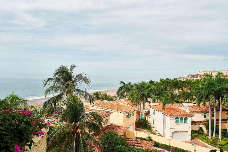 اتاق استاندارد با تخت بزرگ, Marriott Puerto Vallarta Resort & Spa