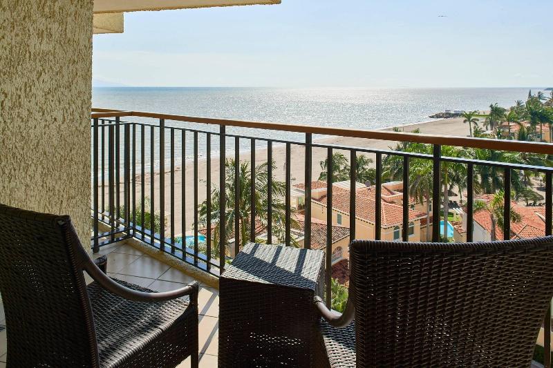 اتاق استاندارد با تخت بزرگ, Marriott Puerto Vallarta Resort & Spa