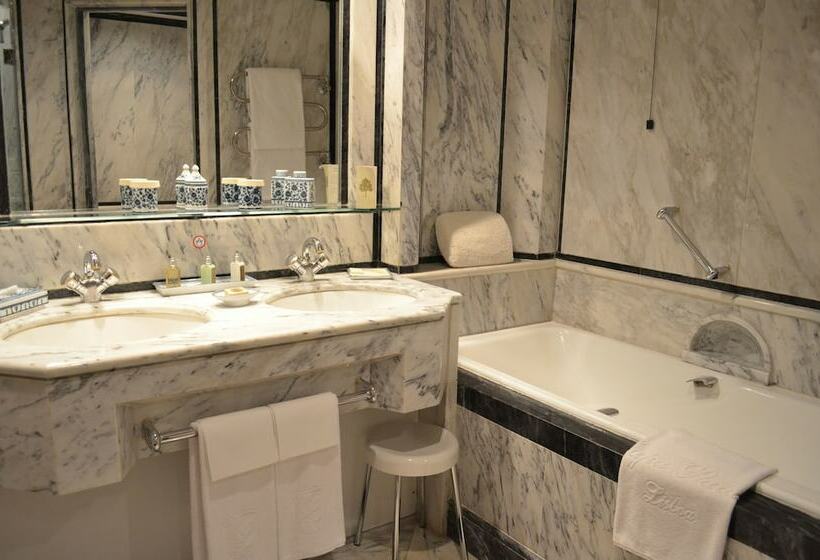 غرفة قياسية مطلّة علي النهر, Olissippo Lapa Palace – The Leading Hotels Of The World