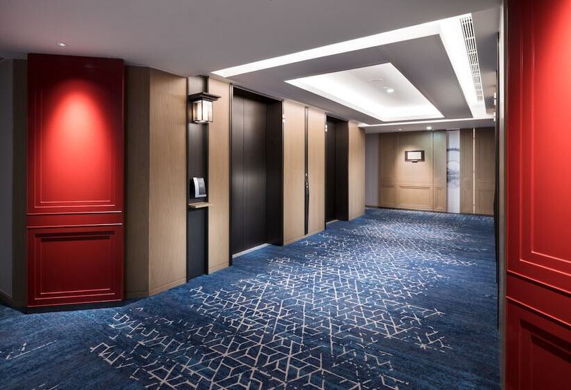 스탠다드 룸 킹사이즈 침대, Hilton Beijing