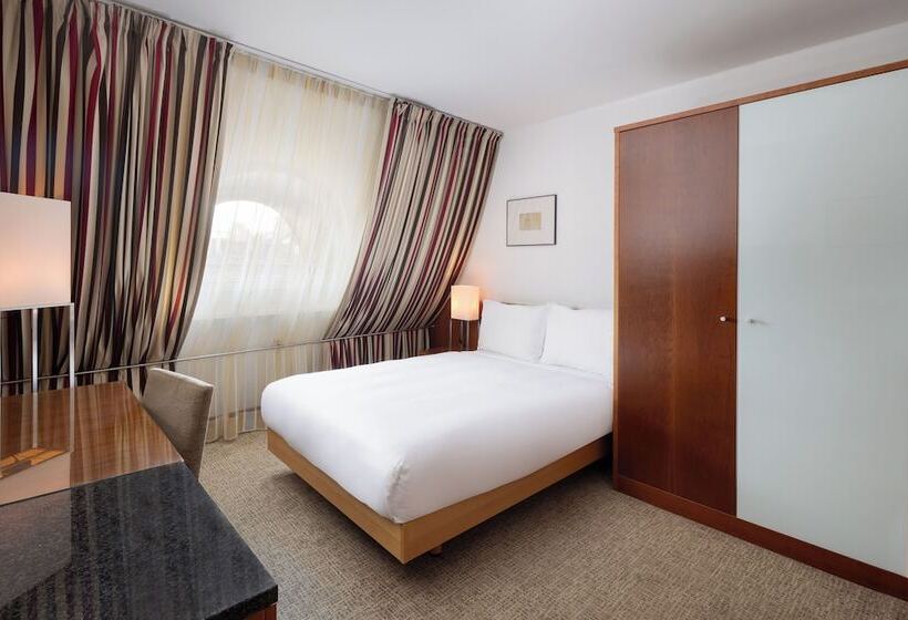 اتاق استاندارد, K+k Hotel Opera