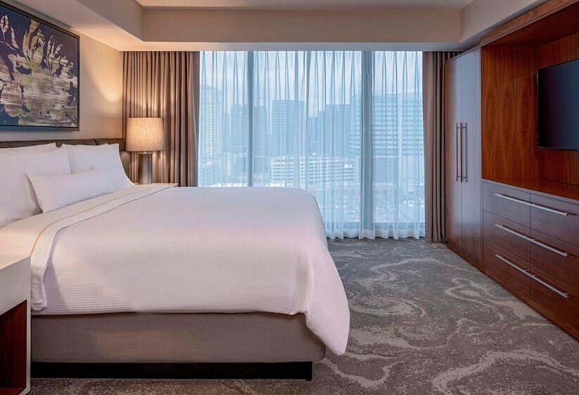 Номер Deluxe, The Westin Oaks Houston At The Galleria