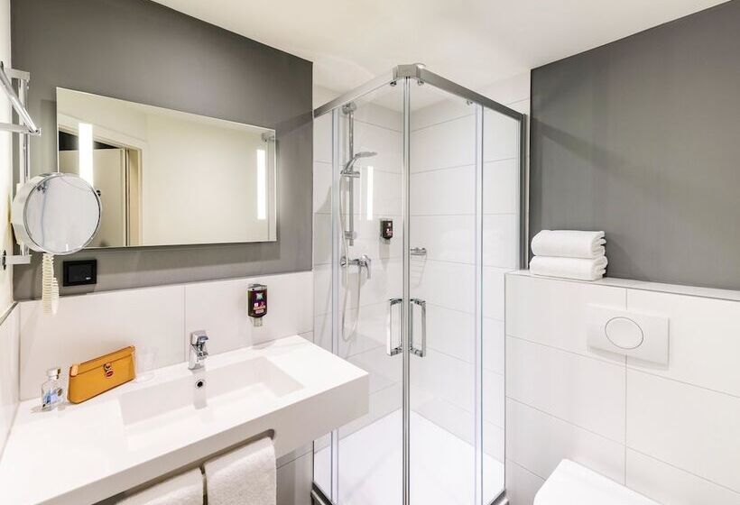 Семейный Номер, Ibis Styles Halle