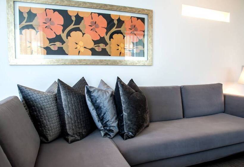 سوئیت سینیور, Brasil Suites Boutique