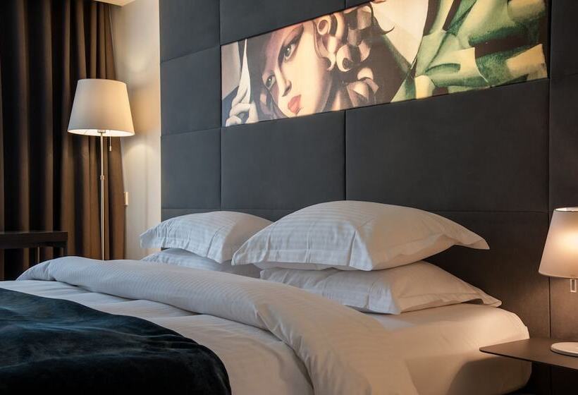 سوییت جونیور, Brasil Suites Boutique