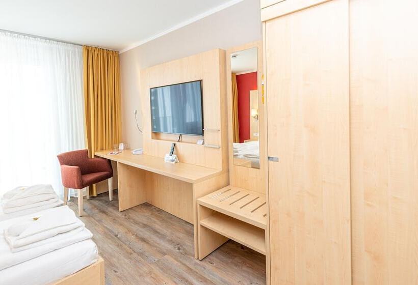 经济房, Das Hotel An Der Stadthalle   Rostock Hbf