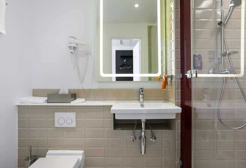 اتاق استاندارد, Park Inn By Radisson Central Tallinn