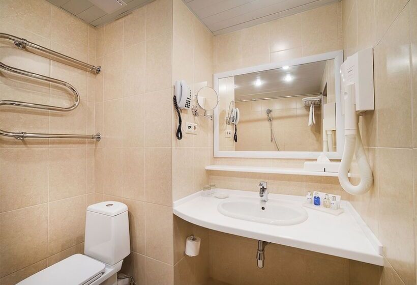 سوییت جونیور, Radisson Slavyanskaya Hotel And Business Centre, Moscow