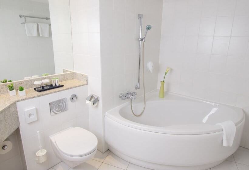 سوییت جونیور, Lindner Hotel Cottbus