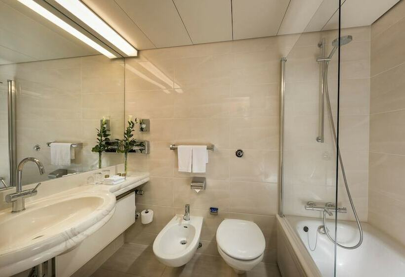 سوییت جونیور, Maritim Airport Hotel Hannover