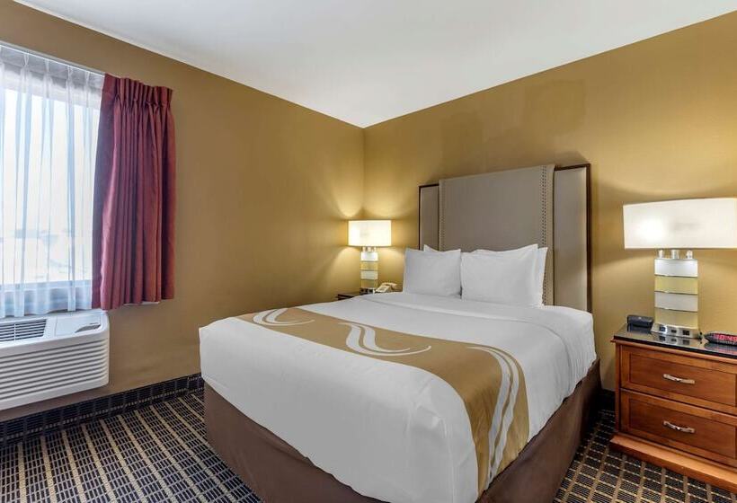 Люкс, Quality Inn & Suites Westminster Seal Beach