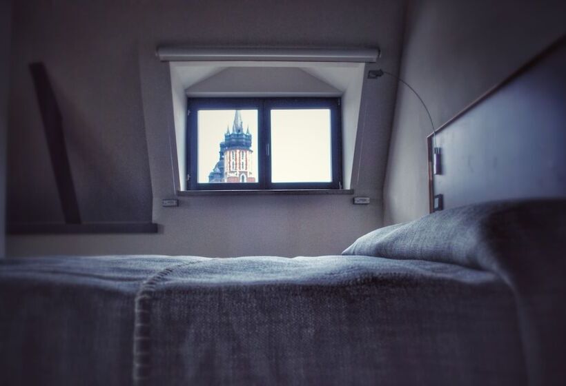 سوییت, Pod Różą