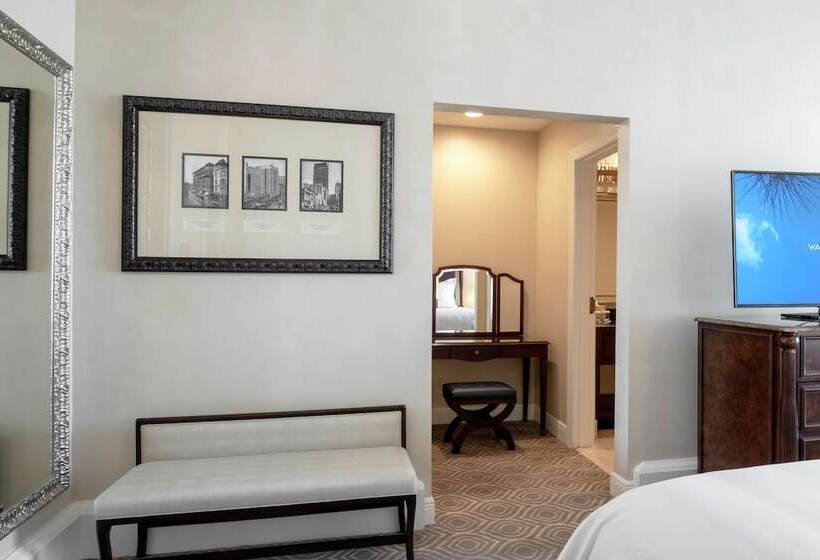 חדר דלוקס, The Roosevelt New Orleans  A Waldorf Astoria