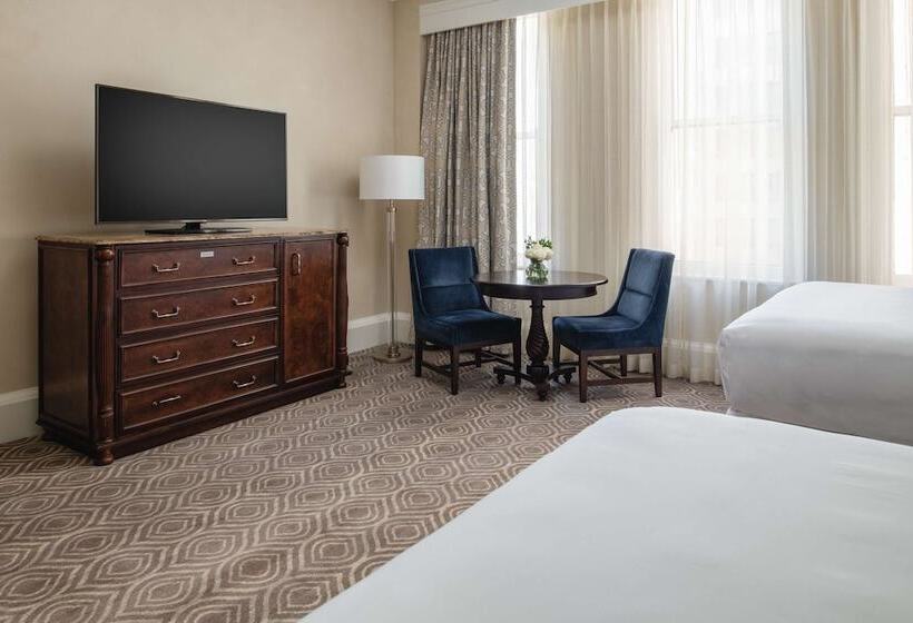 Quarto Superior, The Roosevelt New Orleans  A Waldorf Astoria