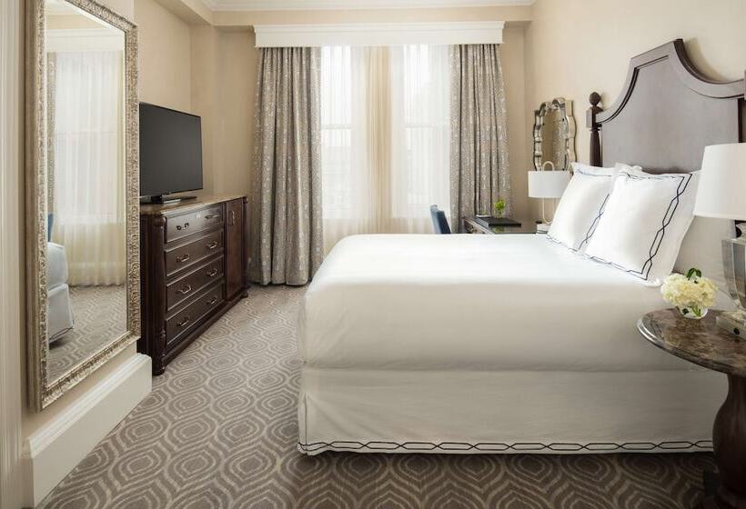 חדר דלוקס מותאם לאנשים עם מוגבלויות, The Roosevelt New Orleans  A Waldorf Astoria