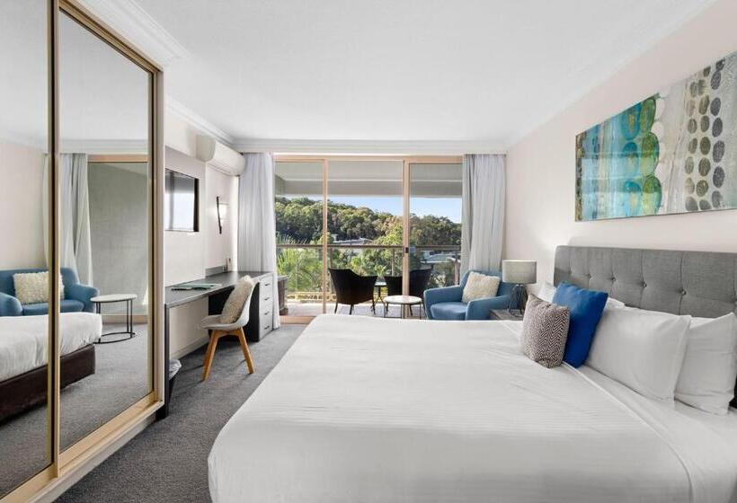 Номер Deluxe, Pacific Bay Resort