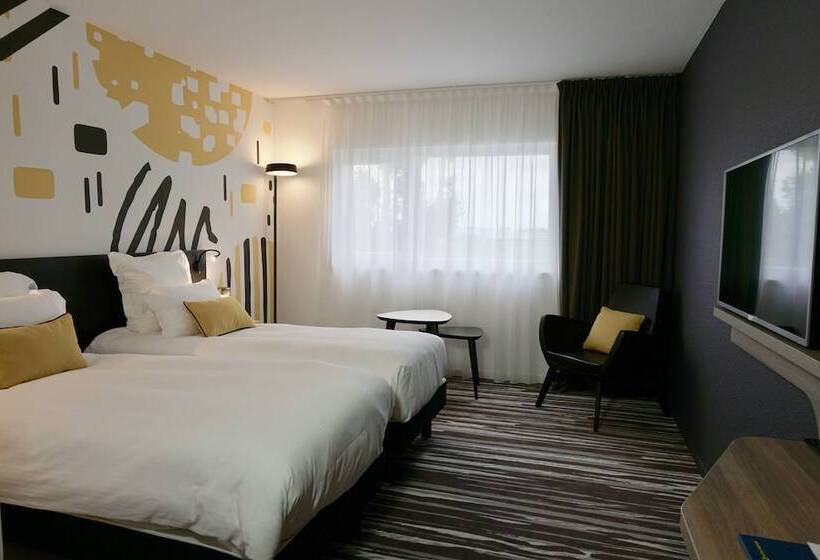 اتاق سوپریور, Golden Tulip Roissy Saint Witz