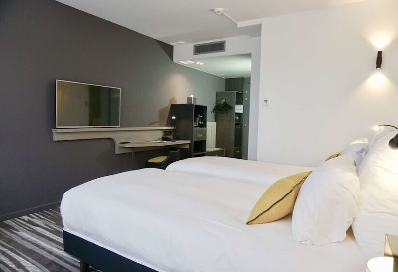 اتاق سوپریور, Golden Tulip Roissy Saint Witz
