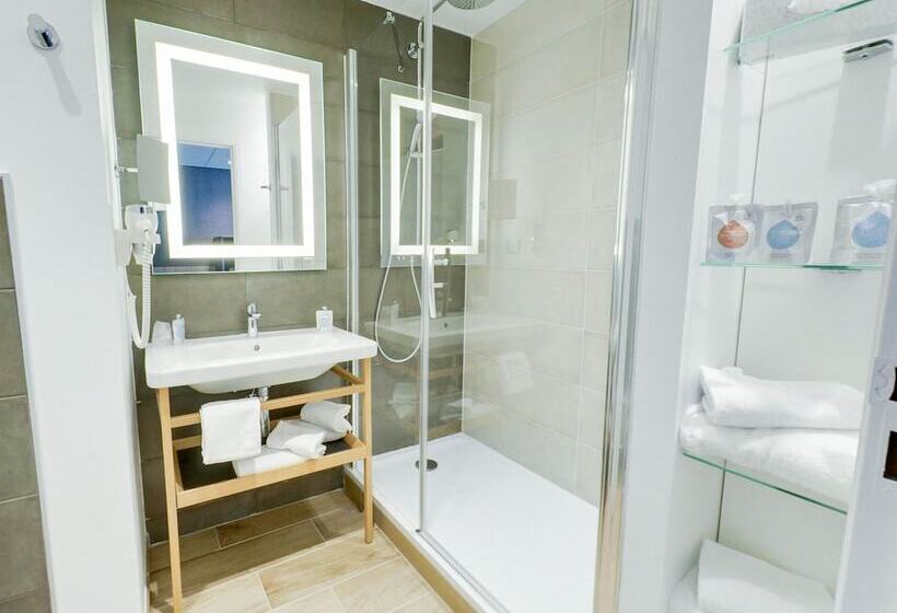 اتاق اجرایی, Golden Tulip Roissy Saint Witz