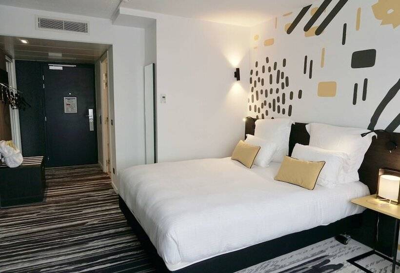 سوییت, Golden Tulip Roissy Saint Witz