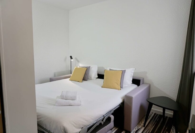 سوییت, Golden Tulip Roissy Saint Witz