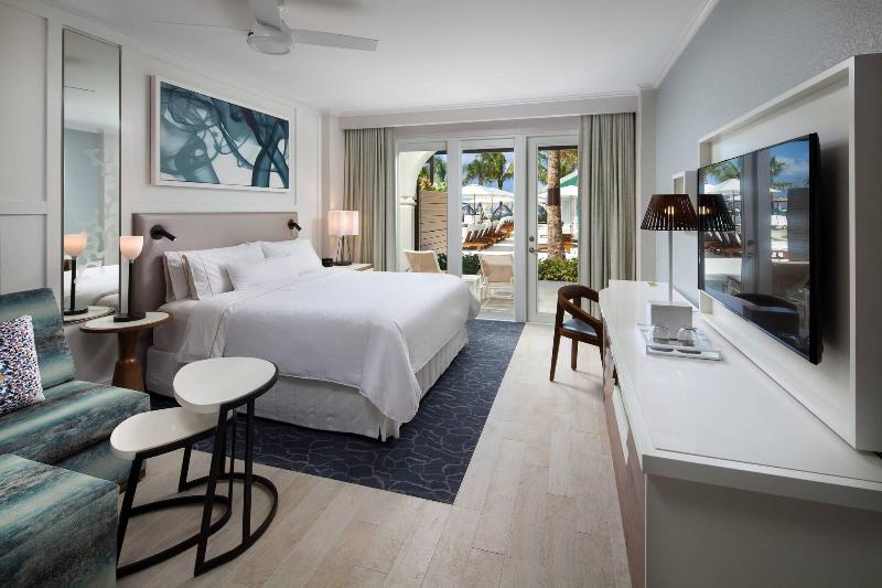 اتاق استاندارد با تخت بزرگ, The Westin Grand Cayman Seven Mile Beach Resort & Spa