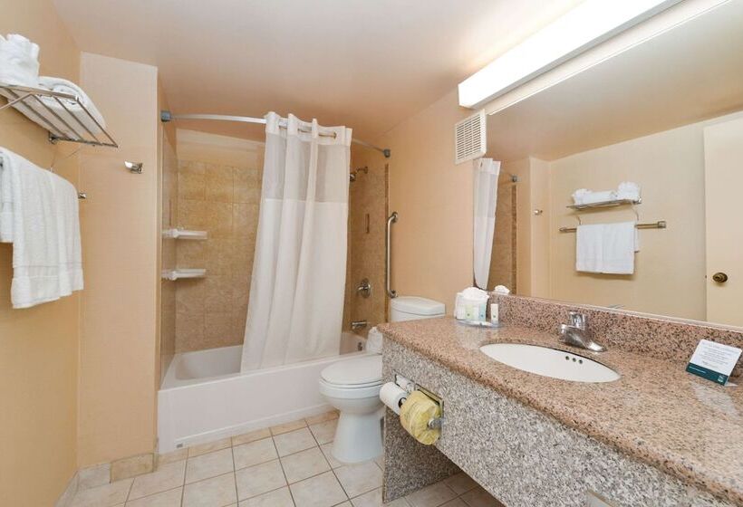 Номер Стандарт 2 Двуспальные Кровати, Quality Inn & Suites Walnut  City Of Industry