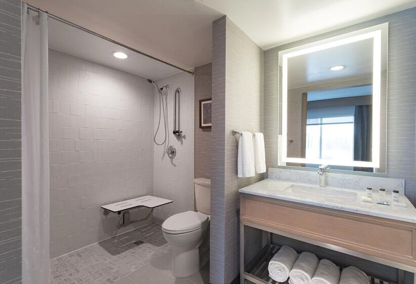 Люкс, Sheraton Suites Columbus Worthington