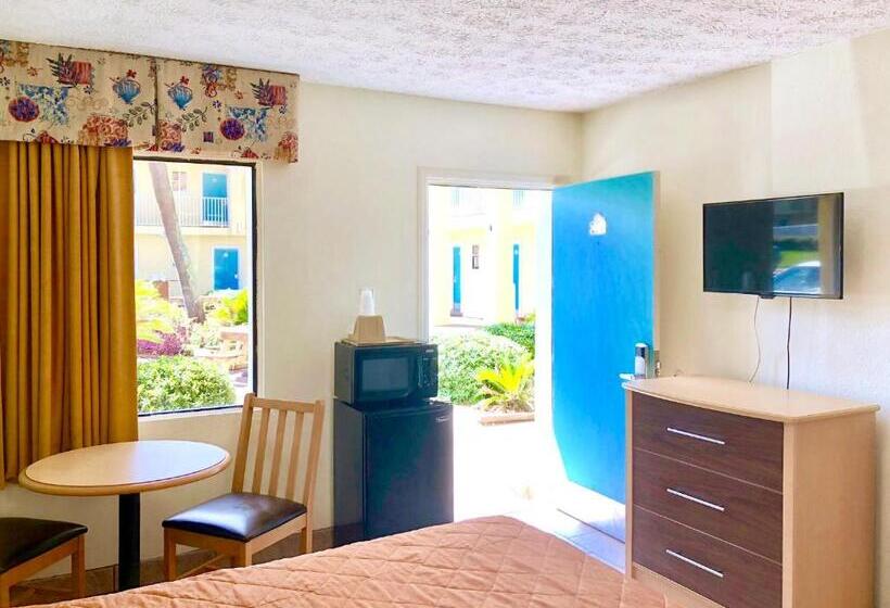 기본룸, Dunes Inn & Suites  Tybee Island
