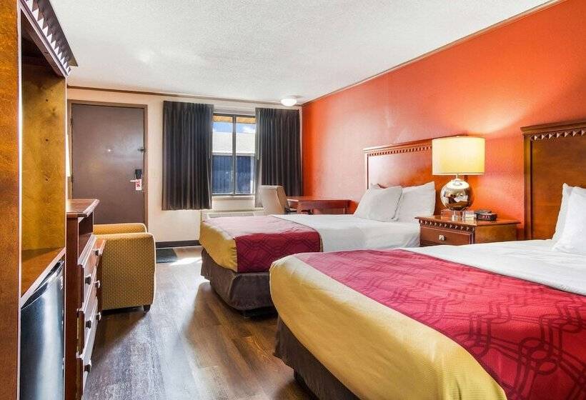 Номер Стандарт 2 Двуспальные Кровати, Econo Lodge