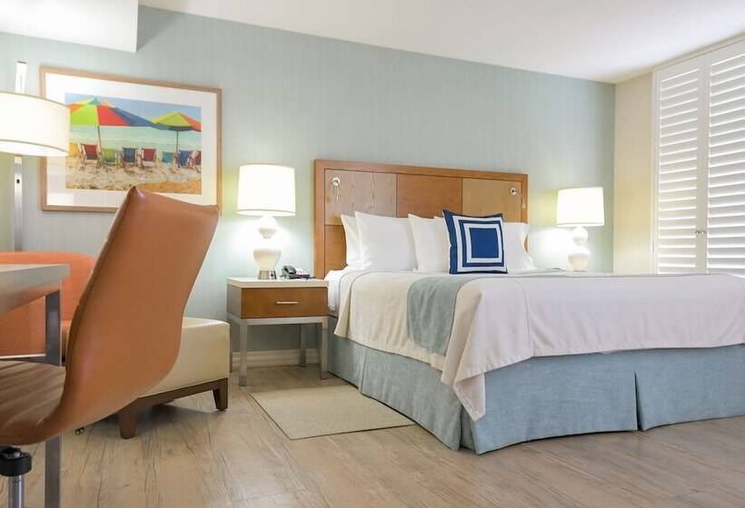 Номер Стандарт Кровать Кинг Адаптированный для Инвалидов, Gateway Hotel Santa Monica