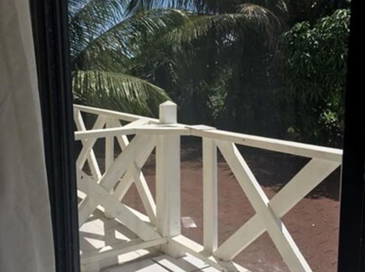 اتاق لوکس, Sun Fun