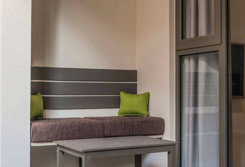 سوییت, Pereybere Hotel & Spa