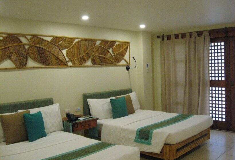 Номер Deluxe, Bluewater Maribago Beach Resort