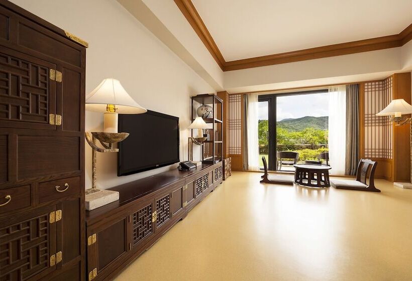 اتاق لوکس, Hilton Gyeongju