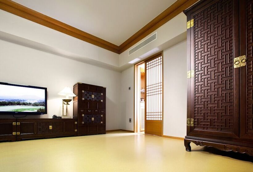 اتاق لوکس, Hilton Gyeongju