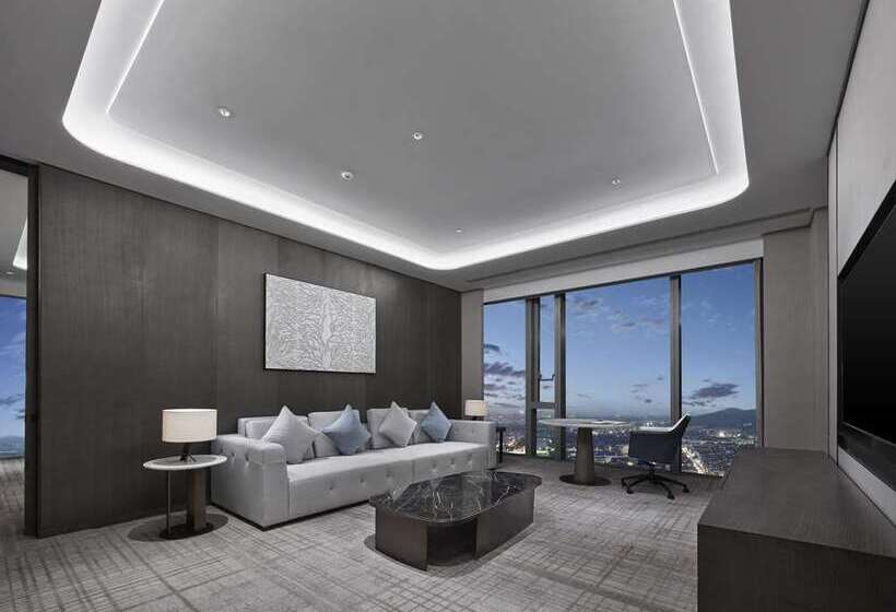 سوئیت اجرایی با تخت کینگ, Hilton Gyeongju