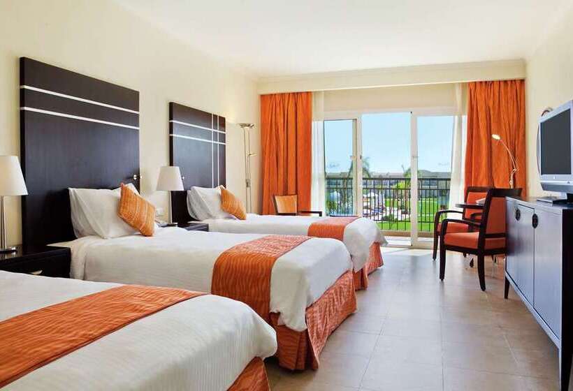 اتاق لوکس سه تخته, Hilton Gyeongju