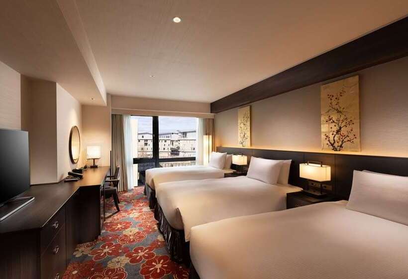 اتاق لوکس سه تخته, Hilton Gyeongju