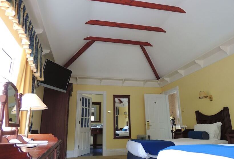 Номер Superior, Killeen House