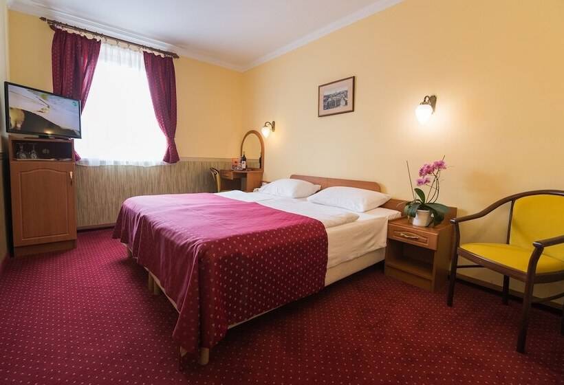اتاق کلاسیک, Korona Wellness, Rendezvény és Borszálloda