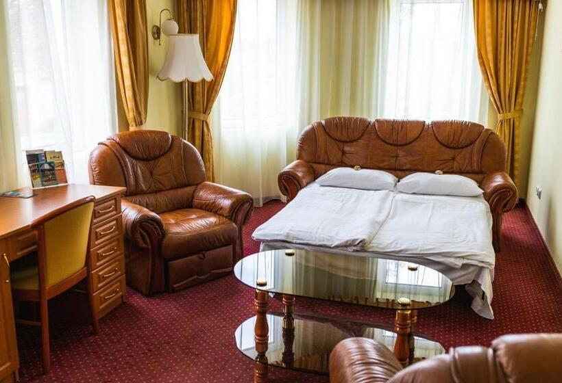 سوییت, Korona Wellness, Rendezvény és Borszálloda