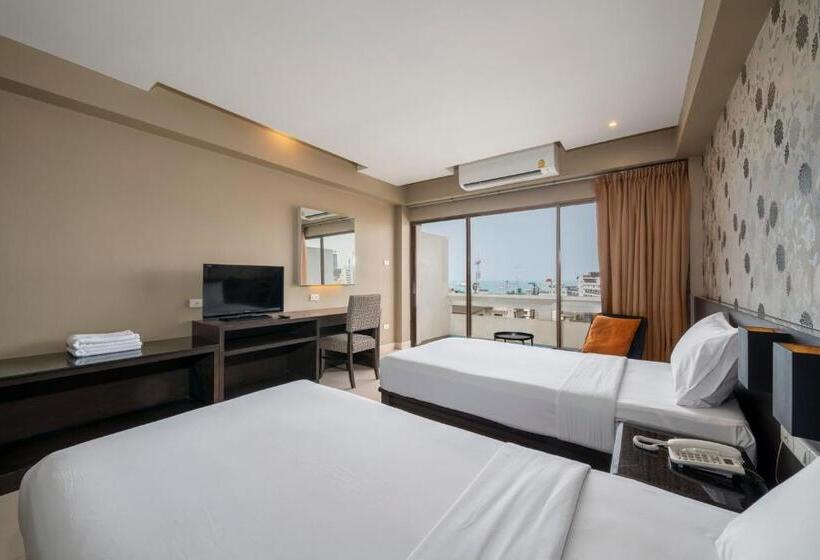 Номер Superior Вид на Город, Welcome Plaza Hotel Pattaya