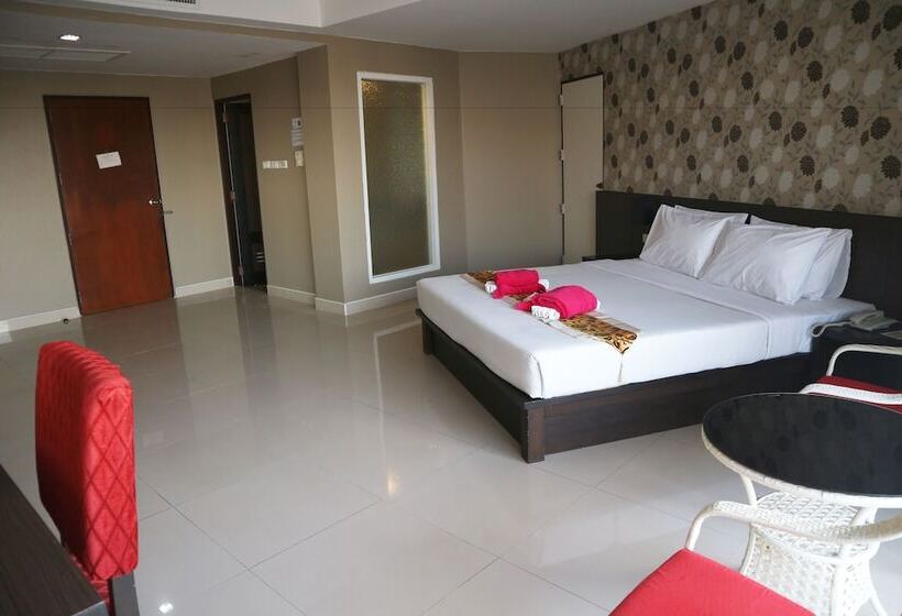Люкс Вид на Город, Welcome Plaza Hotel Pattaya