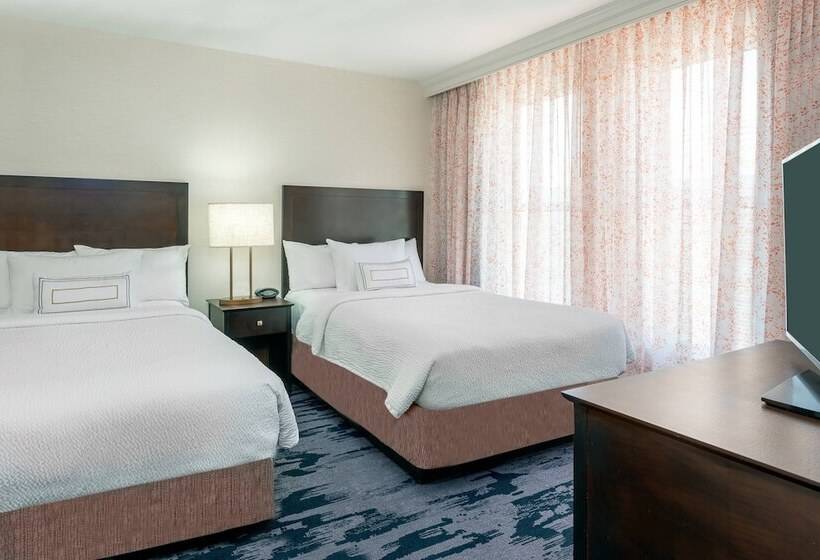 סוויטה, The Connally Hotel Downtown Atlanta, Ascend Hotel Collection