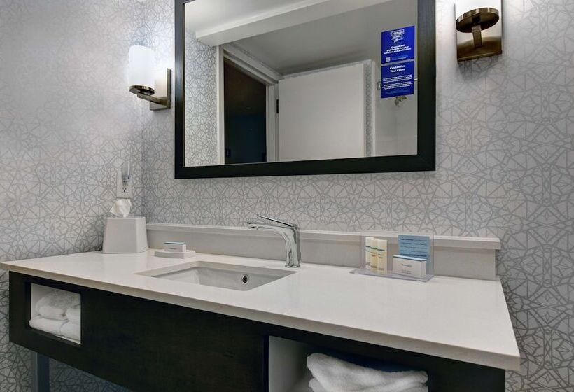 חדר סטנדרט שתי מיטות זוגיות, Hampton Inn Charleston/mount Pleasant Patriots Point