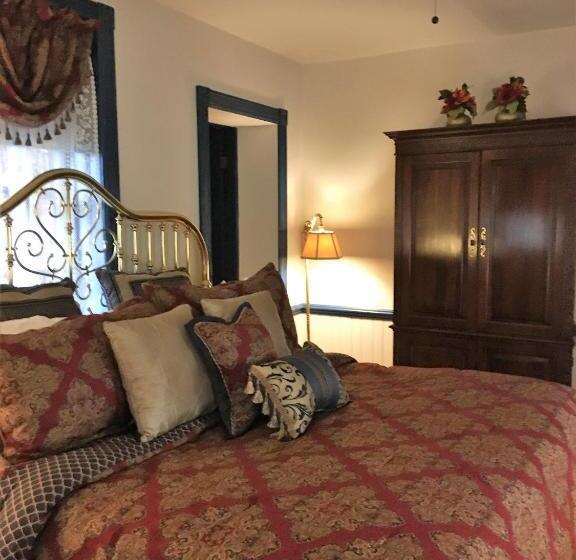 Номер Superior Кровать Кинг, Parsonage Inn Bed And Breakfast