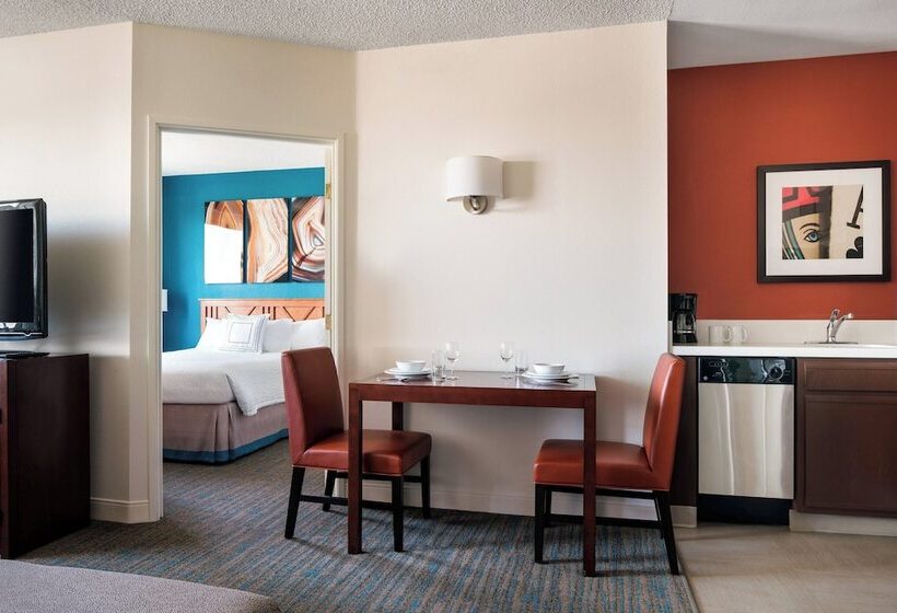 سوییت, Residence Inn By Marriott Las Vegas Hughes Center
