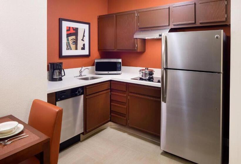 مجموعه ویستا شهر, Residence Inn By Marriott Las Vegas Hughes Center