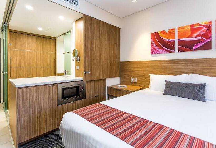 エクゼクティブルーム, Country Comfort Perth